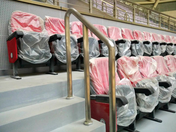 招遠市體育館室內(nèi)外不銹鋼安全護欄1.jpg